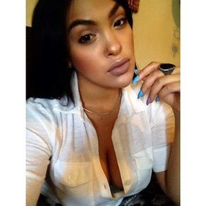 Meet your Posher, Shelly